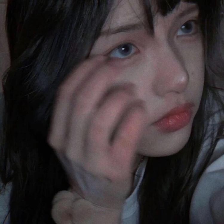 高久千草（饰 未知角色） - 独家访谈节目在线观看 - APP看视频